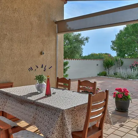 Teuta_commodious At The Apartmán *